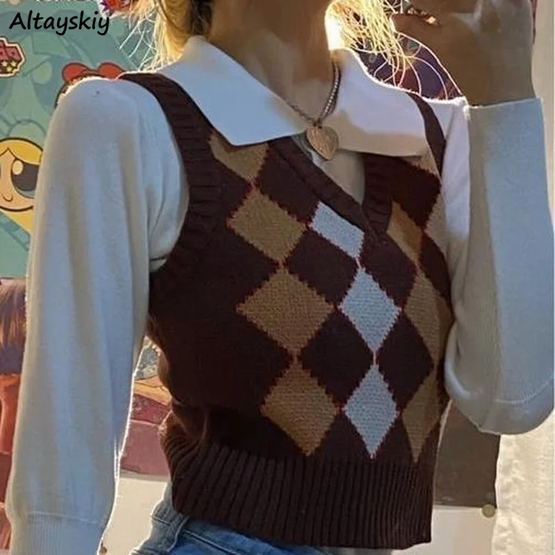 Sweater Vest Women All-match Ins Korean Style Vintage Brown Retro Ladies Chic Sleeveless Argyle V-Neck Slim College Crop Clothes