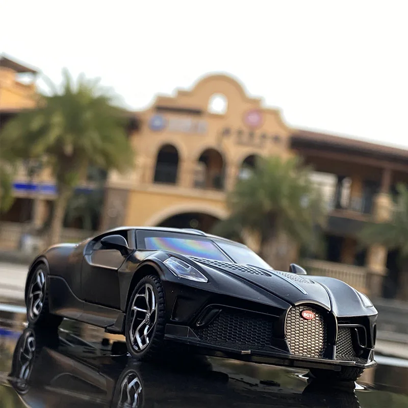 1:32 Bugatti Lavoiturenoire Alloy Sports Car Model Diecasts & Toy Vehicles Metal Car Model Simulation Sound Light Kids Toy Gift