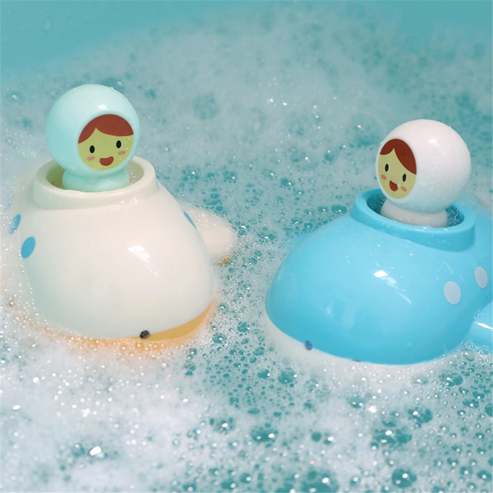 

Bath Toy Clockwork Dabbling Floating Spray Shower Submarine Kids Bathroom Bathtub Toy Swimming Pool Summer Play Water Games