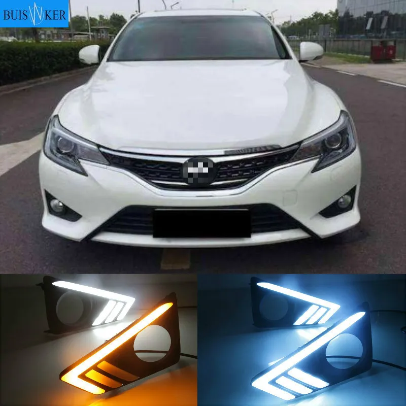 

1Pair Car DRL Daytime Running Light For Toyota MARK X REIZ 2013 - 2018 LED Fog Lamp with dynamic Yellow Turn Signal