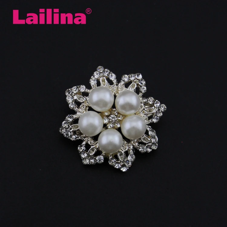 

Sliver Metal Crystal Rhinestone Pearl Brooch For Costume Trimming free shipping