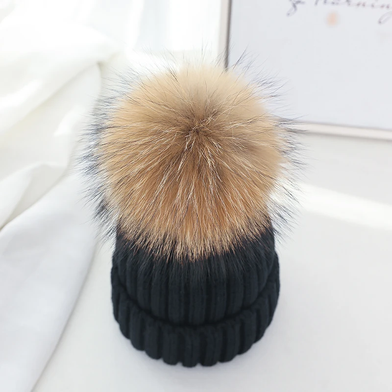 New Raccoon Fur Ball Cap Pom Poms Winter Hat for Women Knitted Hat Girl Knitted Beanies Cap Thick Warm Female Girls Pompom Cap
