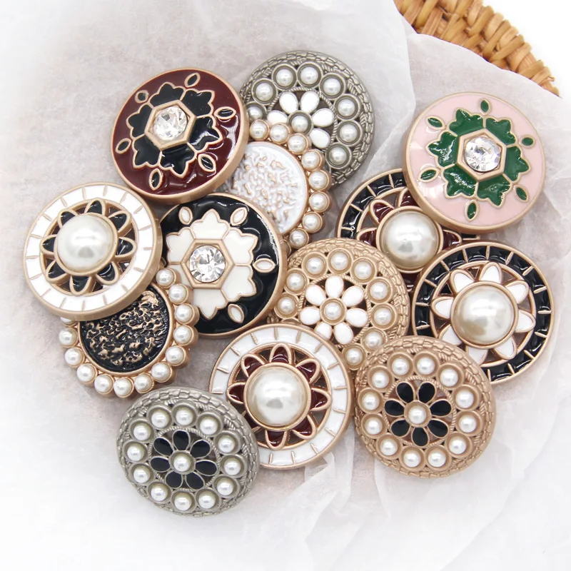 4pcs Round Diamond Pearl Gold Metal Buttons For Clothing Women Sweater Vintage Decorative Coat Buttons Sewing Accessories