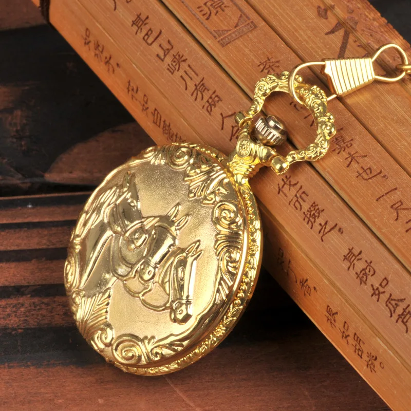 1044 Ketting Hanger Vintage Chinese Dier Bronzen Paard Quartz Pocke Horloge Running Patroon Gold Hollow