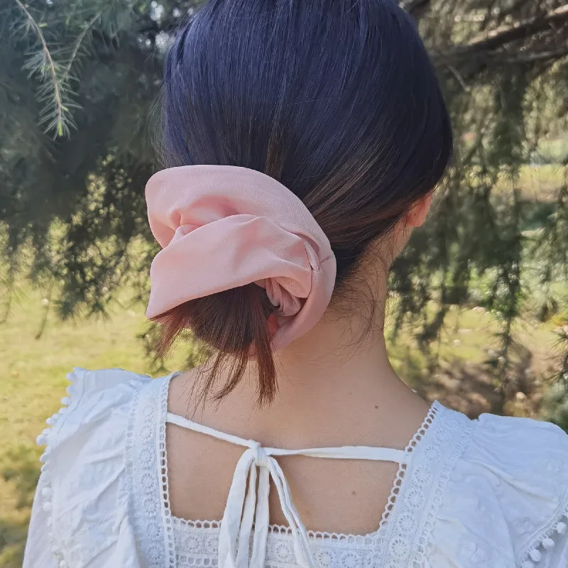 

Fashion Large Puffy Organza Hair Scrunchies With Pearly Luster Women Elegant Ponytail Holder Hair Tie Vintage Headband Hair Ring