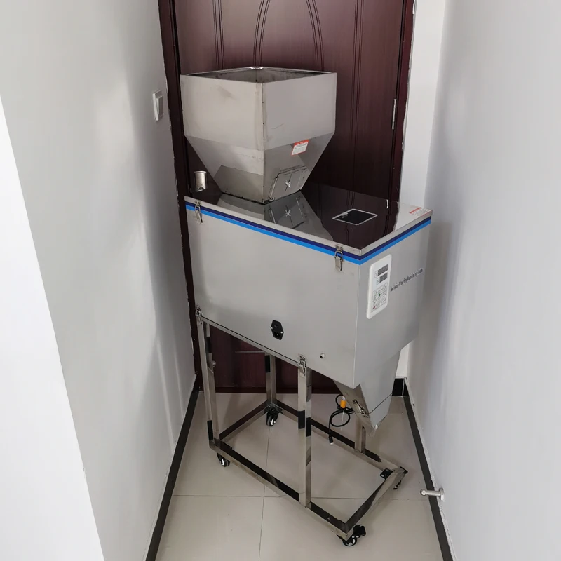 آلة تعبئة الوزن الأوتوماتيكية للمسحوق الحبيبي آلة تعبئة وتغليف الزجاجات متعددة الوظائف