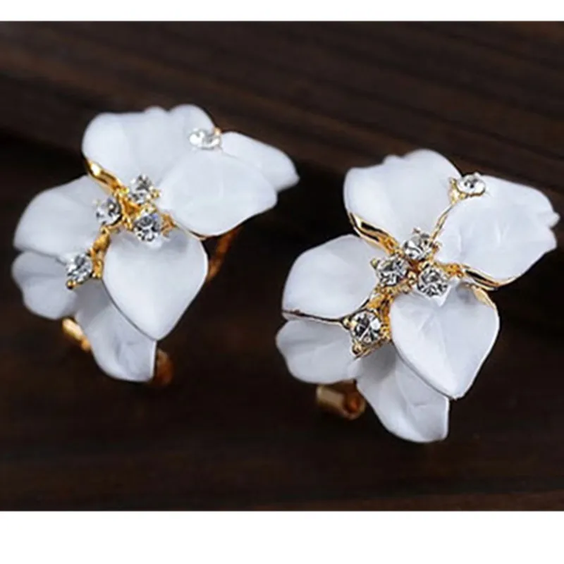 Crystal Gardenia Earrings Bridal Womens New Fashion Jewelry Gold Color Enamel Austrian Crystal Flower Bijoux Stud Earrings For