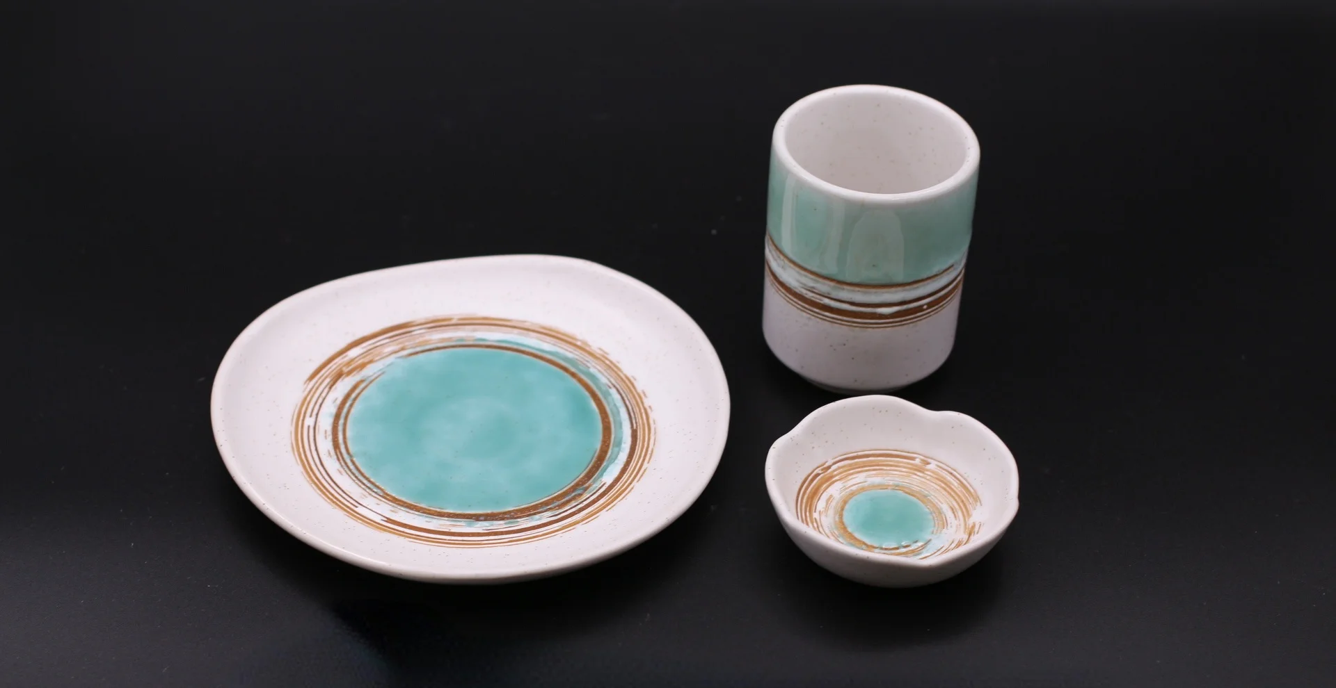 

Japanese ceramic 18 cm multi-use dish bone dish water cup soy sauce dish restaurant table table tableware Japanese barbecue shop