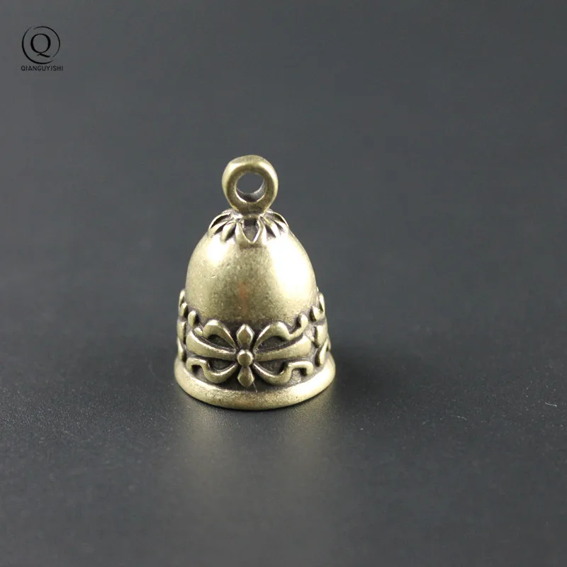 Vintage Bell Tibetan Exorcism Bells Pure Brass European Armor Style Bells Car Keychain Pendant Jewelry Men Keyring For Pet Bells