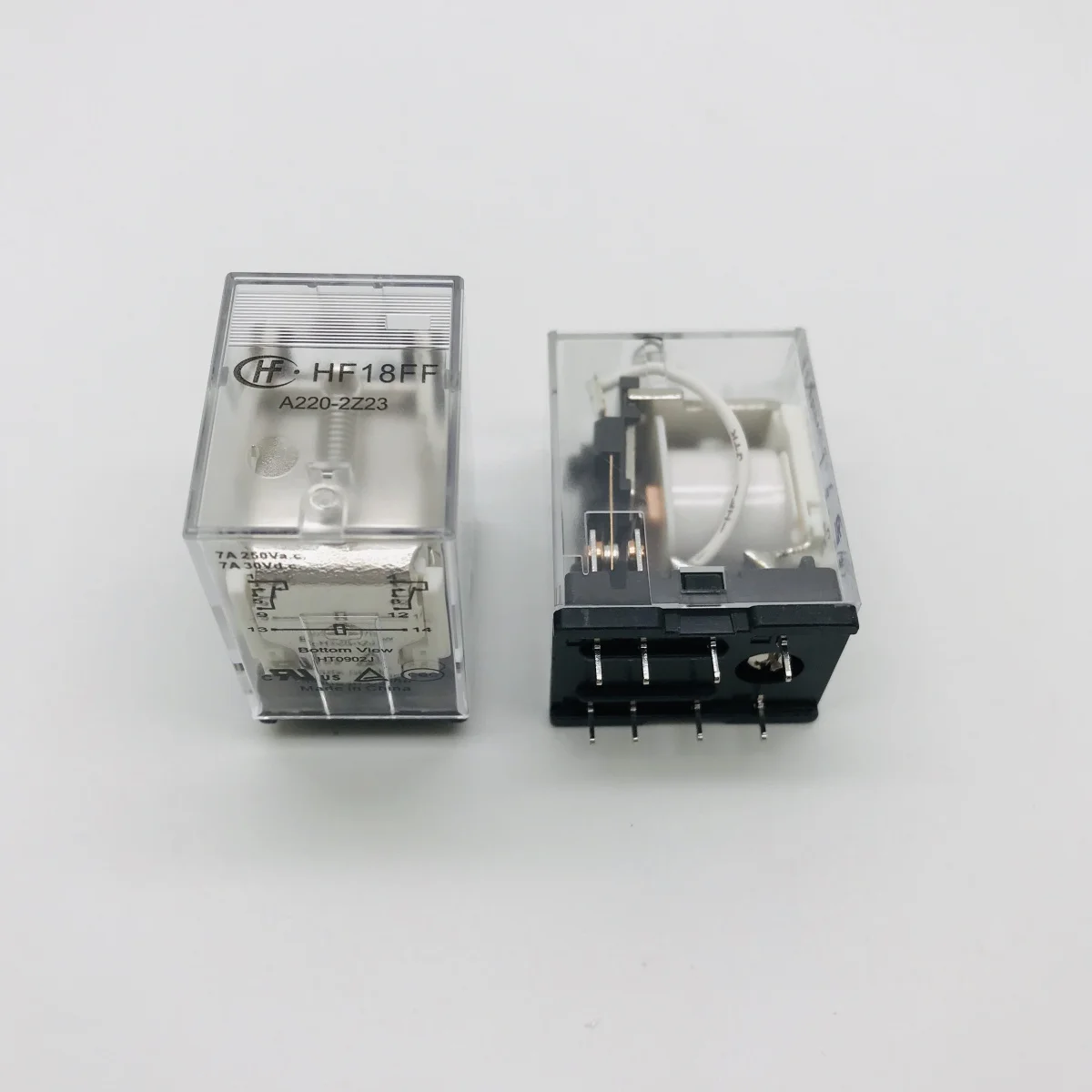 HF18FF-A220-2Z23 HF18FF-A220-2Z2 7A relays