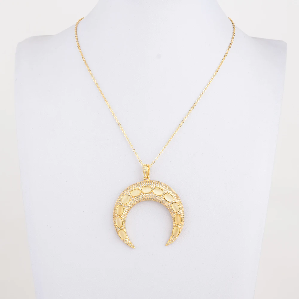 

43x43 мм Луна позолоченный кубический циркон CZ проложили ожерелье кулон