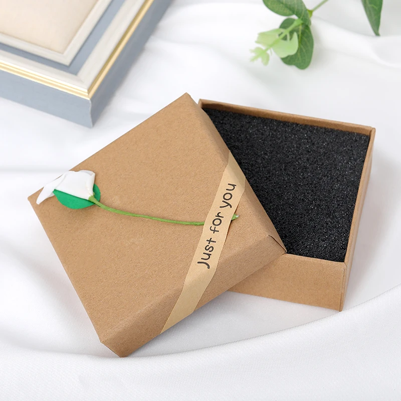 CoolGuy Personalized Jewelry Box Cute Flower Gift Boxes for Jewellery Christmas Anniversary Gifts for Family 8.6cm * 8.6cm