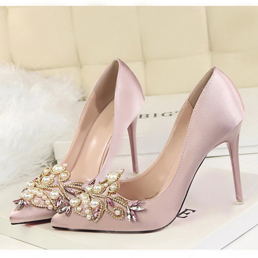 1 para kobiet eleganckie buty z perłami Rhinestone kwiatowe zawieszki do butów ślubne buty na wysokim obcasie ozdoby biżuteria