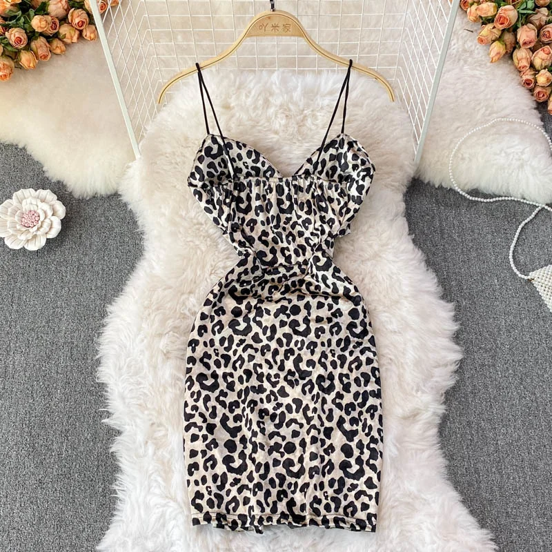 Leopard Print V-neck Sexy Bodycon Mini Dress Women Fashion Spring Autumn Sleeveless Cut Out Waist Backless Party Velvet Dresses