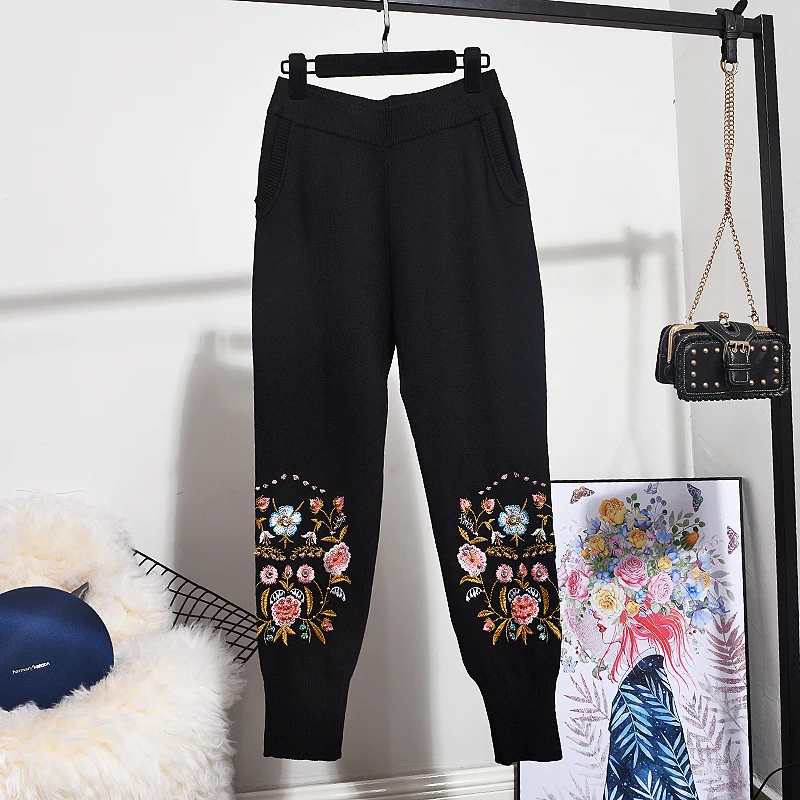 Autumn Winter Black Tracksuit Knitted Set Women Embroidery Flower Sweater Casual Pants Women Loose Two Piece Outfits Female Suit