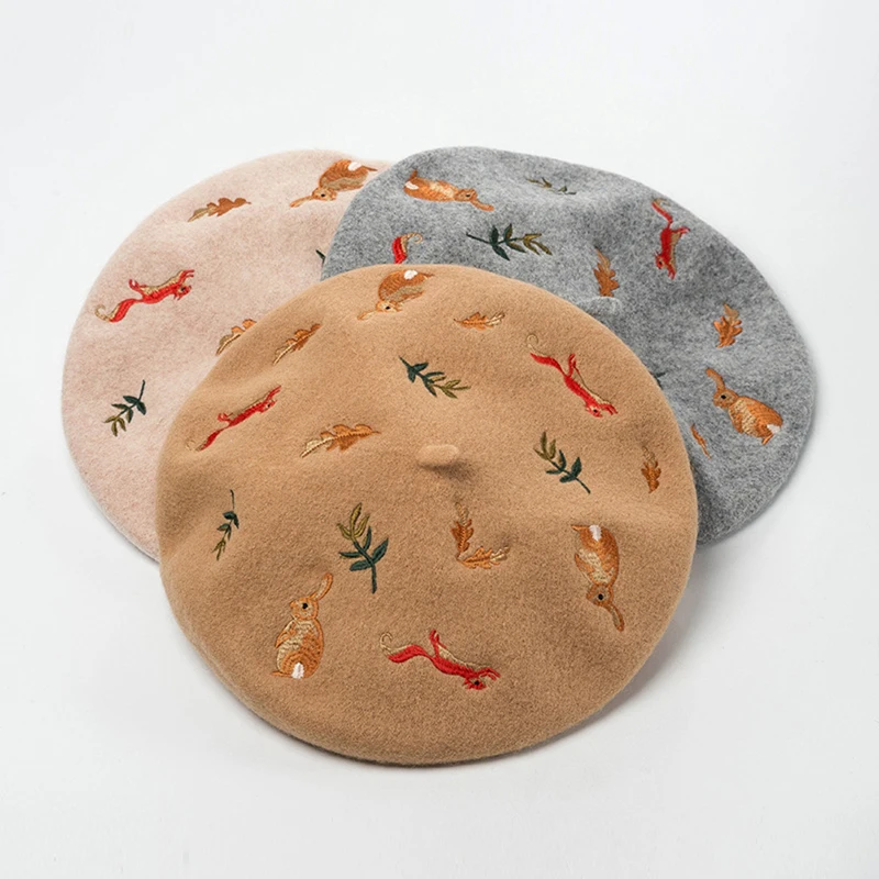 Autumn And Winter New Rabbit Squirrel Leaves Embroidered Wool Beret Artist Hat Wool Hat