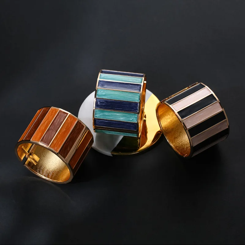 Punk Dripping Oil Alloy Cuff Bangles Bracelets For Women Fashion Jewelry Statement Big Metal Bangle Wholesale