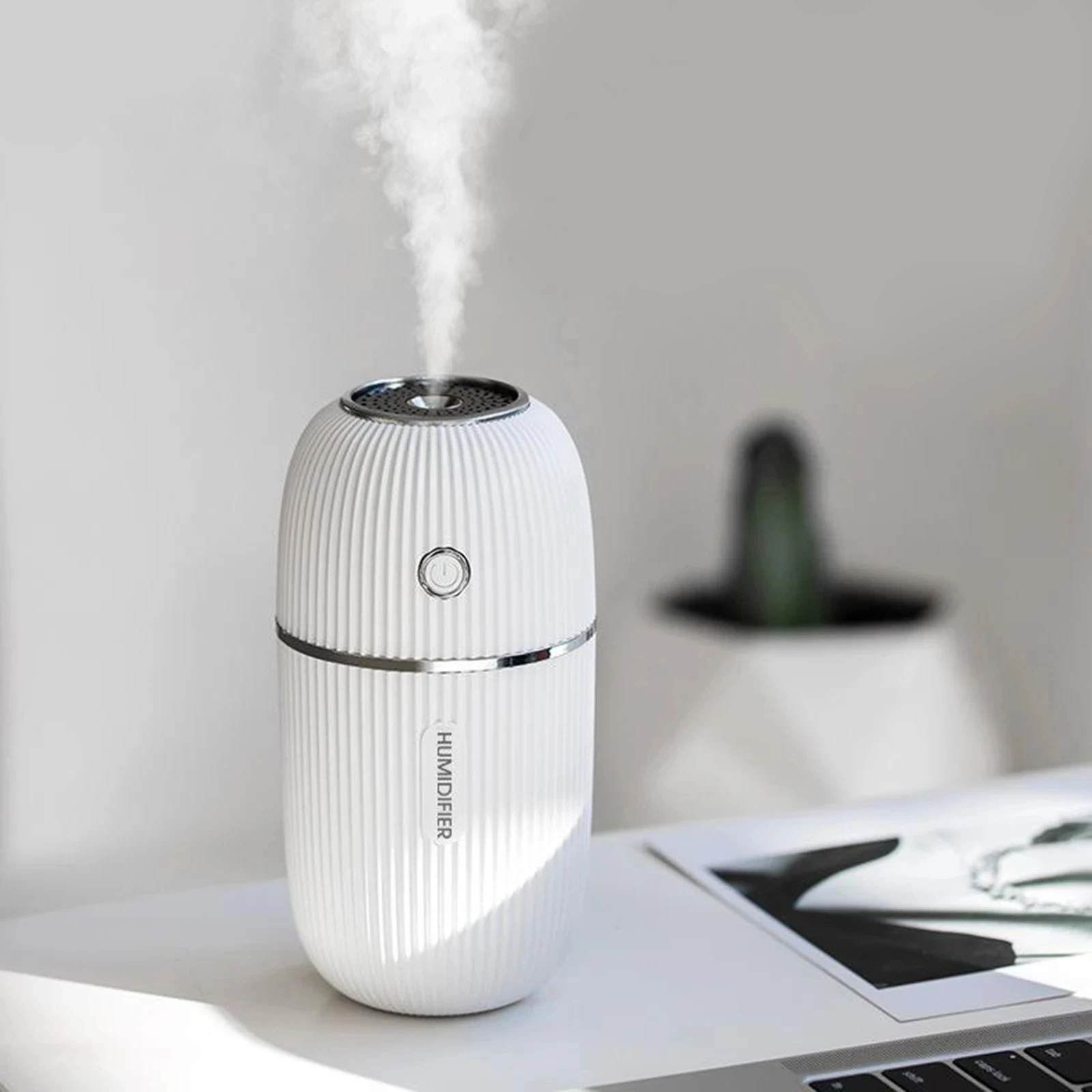 Mini Portable Air Humidifiers, Air Purifier, Mist Sprayer, Essential Oil, Aroma Diffuser for Home, Car with Colorful Light