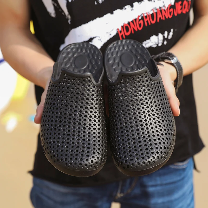 Mens Sandals Comfortable 2021 Summer Footwear Hollow Out Breathable Beach Slippers Flip Flops EVA Massage Slippers Sandals