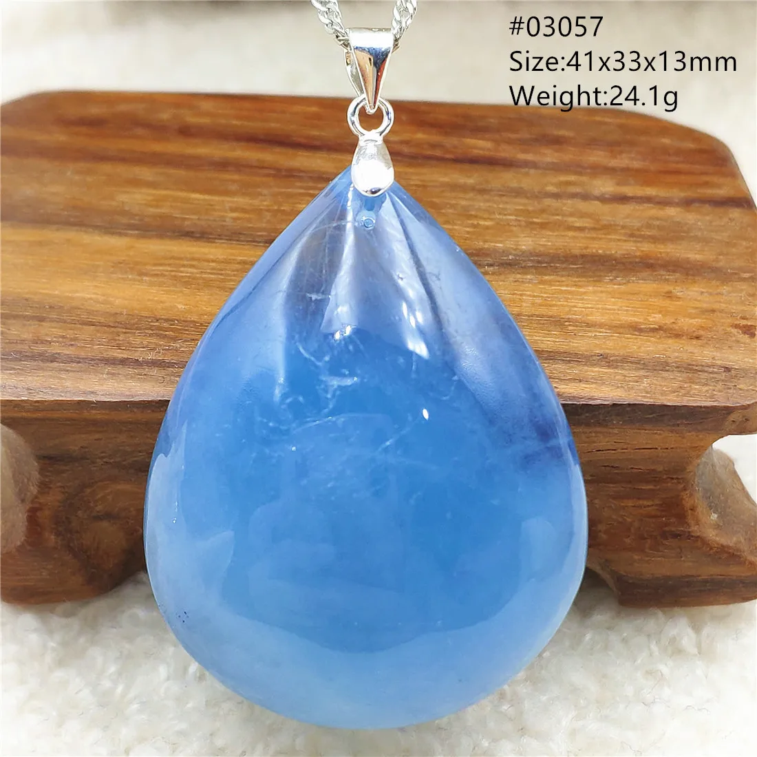 

Natural Blue Aquamarine Brazil Women Pendant Fashion Jewelry Blue Aquamarine Necklace Pendant Rare AAAAA