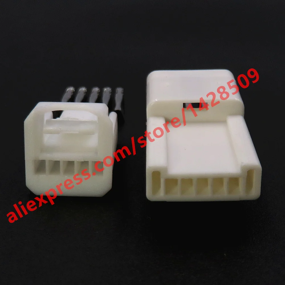 1Set 5 Pin 6098-3810 6098-3802 0.7 Series Car Headlight Brightness Height Adjustment Wiring Connector 90980-12365 90980-12366