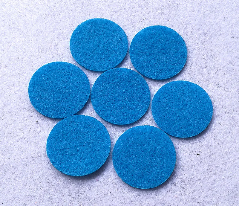 200pcs 30mm Colorful Round Felt Fabric Pads Nonwoven Circle Felts For Sewing Dolls Accessory Scrapbook Decor Sticker Craft Patch