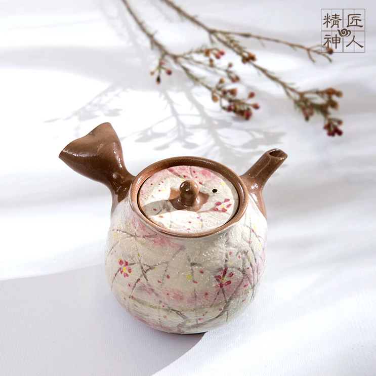 teapot hand-painted imported from Japan cherry blossom side to cross the hand must be the wind restoring ancient ways