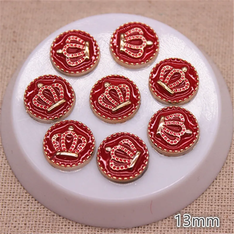 50PCS 13 millimetri Bianco/Nero/Rosso Smalto Corona D\'oro di Plastica Rotondo Flatback Button FAI DA TE Decorazione Dei Monili/accessori del Mestiere