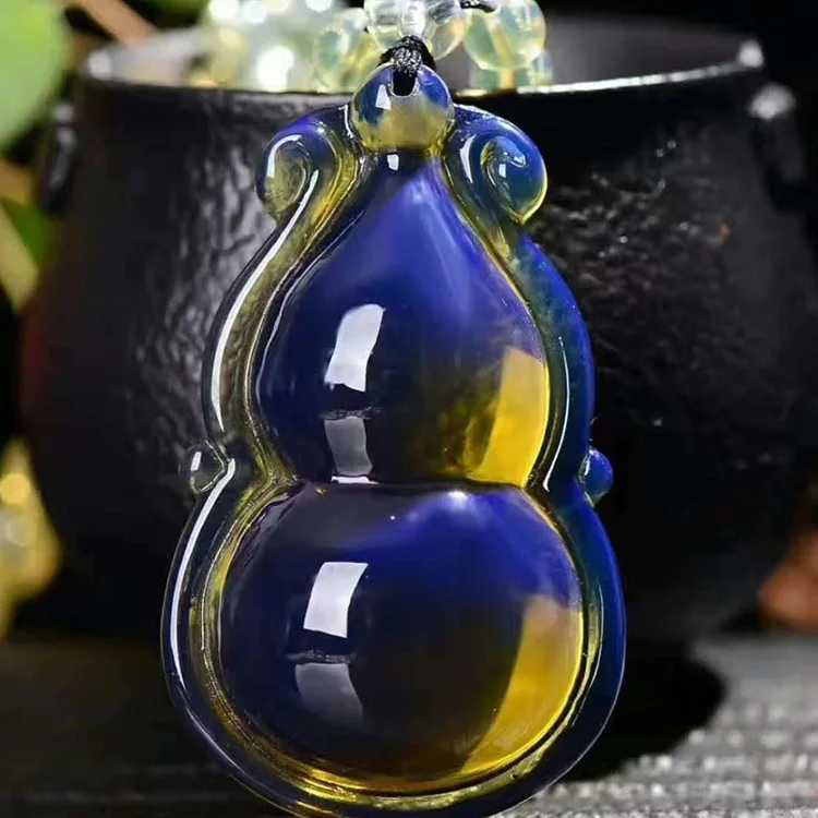 Natural Water Blue Amber Beeswax Pendant Necklace Charm Jewellery Women's Hand-Carved Pendant for Women Men Fashion Accessories