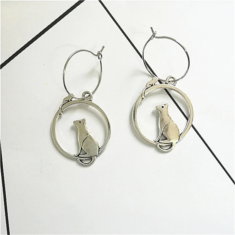 Antique Silver Color Cartoon Cat and Mouse Hoop Earrings 2cm Hoop Earrings, Animal Jewelry Earrings, Big Dangle Earrings