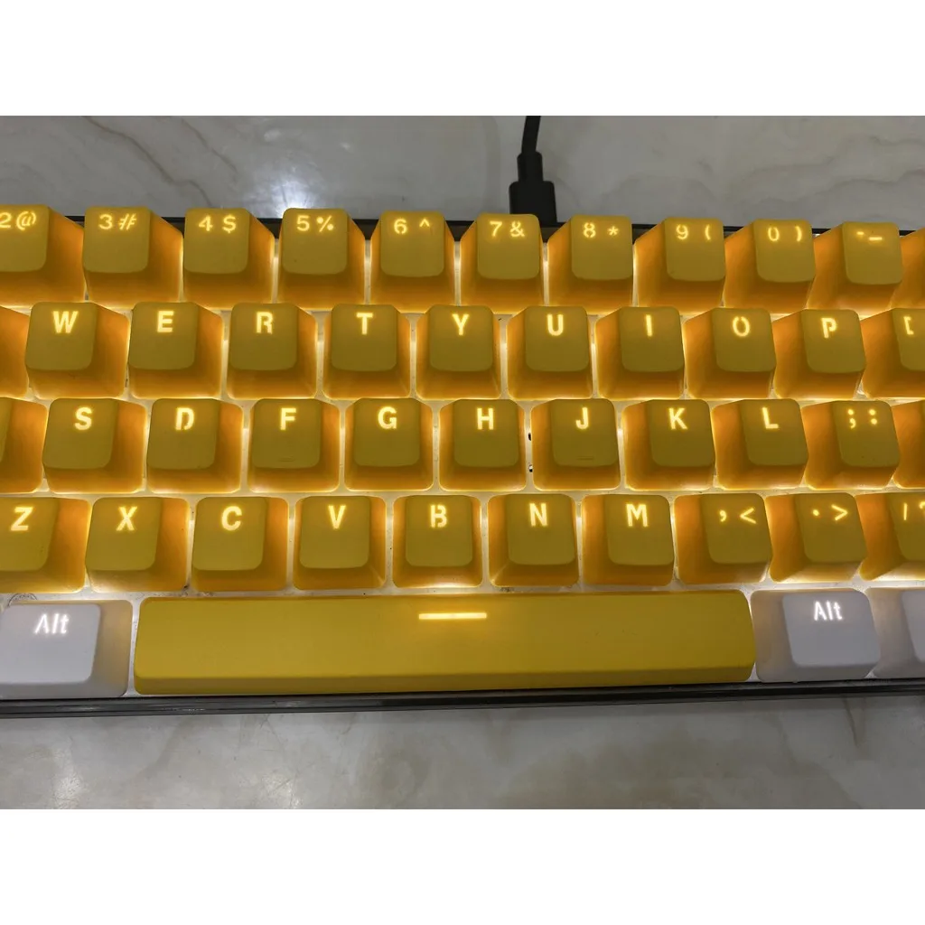 Teclas blancas y amarillas, 61 teclas retroiluminadas GH60 / RK61 / ALT61/Annie/Teclado mecánico de dos colores PBT para teclado de póquer