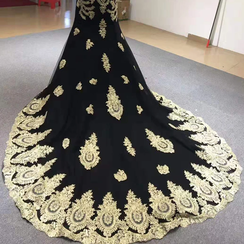 J66199 liebsten schwarz abendkleid plus größe appliques goldene spitze meerjungfrau abendkleid gericht zug robe de soirée élégante