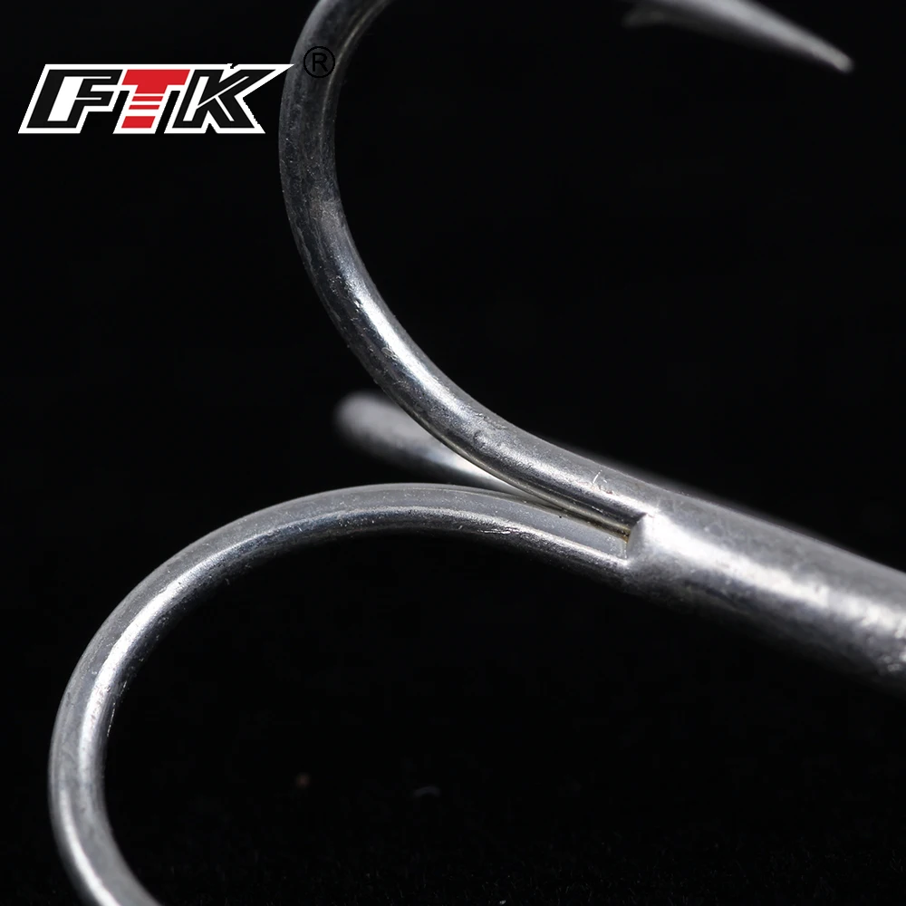 FTK High Carbon Steel Fishing Hook triple Super solid Sharp Barbed Treble Hooks 3/0# 1/0# 1# 2# 4# Fishing Lure Tackle Fishhooks