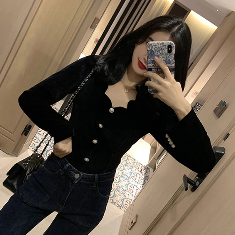 New Design Sense Of Women'S Tops In Spring 2022 Black Velvet French Petal Collar Retro Hong Kong Style T-Shirt Joker