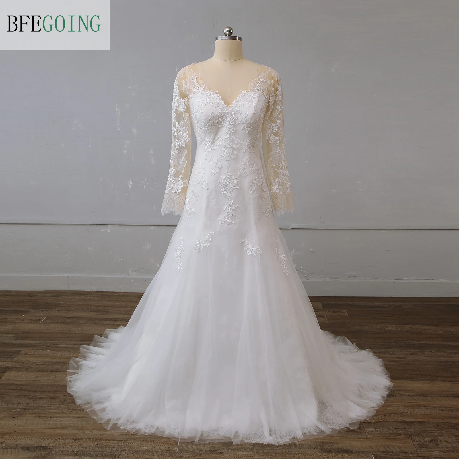 Robe de mariée en Tulle ivoire, manches longues, col en v, sirène/trompette, longueur au sol, traine de chapelle sur mesure