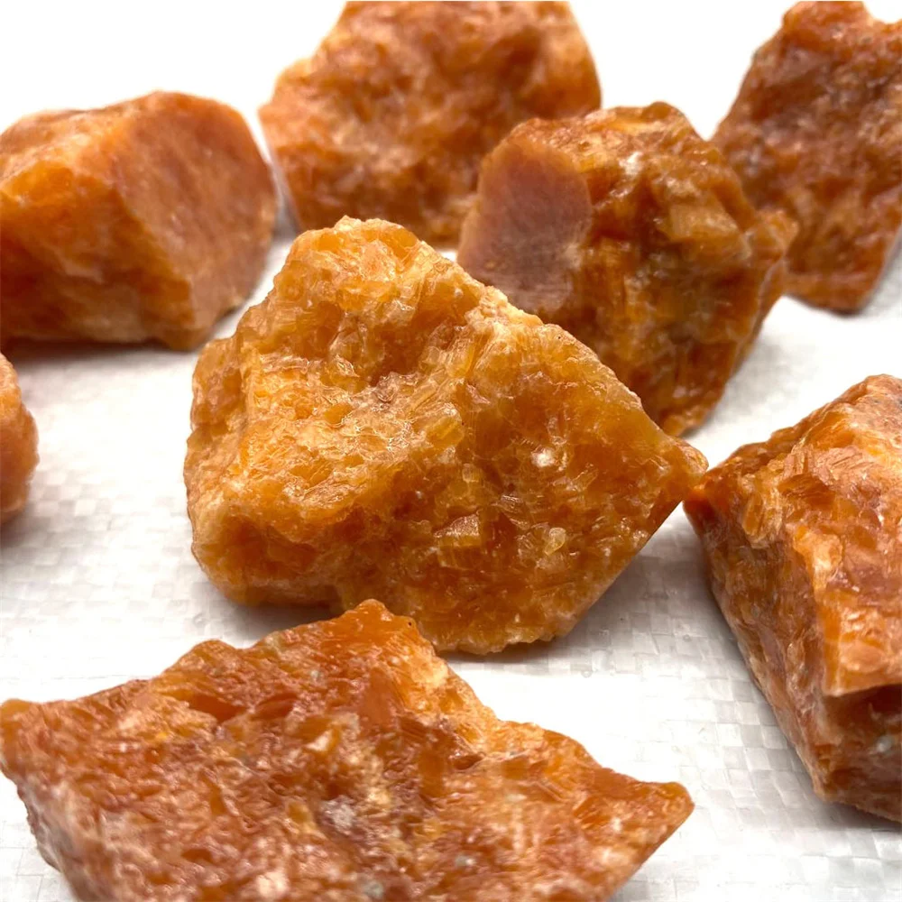 Natürlicher roher Sonnenstein-Kristallquarz, unregelmäßiges rohes Mineralienexemplar, Reiki-Heilkristalle, Aromastein, Sammlerstück, Dekoration – Detail 5