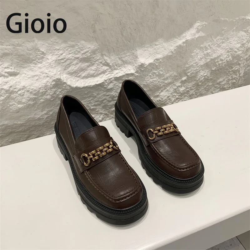 

New Black Platform Flats Shoes Women Platform Loafers Women Leather Round Toe Casual Flats Metal Chain Slip On Female Shoes