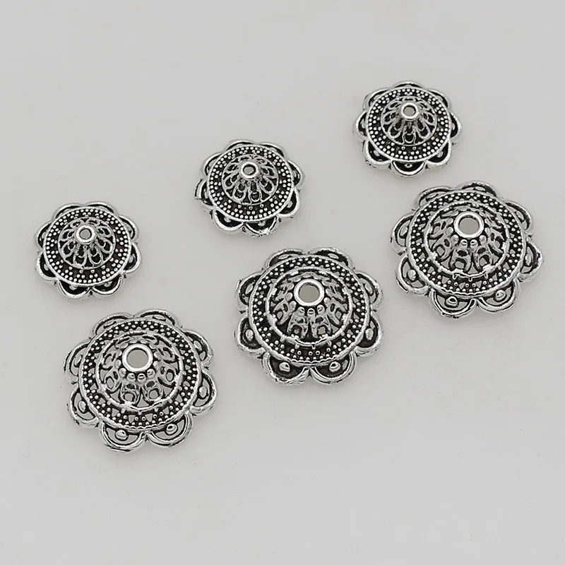 50 sztuk / partia Klasyczne antyczne srebrne wydrążone koraliki kwiatowe 14 mm 19 mm Duży rozmiar Ręcznie robione frędzle Końcówki Tace DIY Biżuteria Zrób