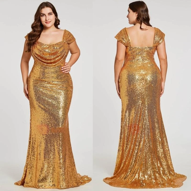 Sparkly Gold Sequined Plus ขนาดชุดราตรีแม่ของเจ้าสาวชุดสแควร์คอ Mermaid ชั้นความยาวแม่ชุด