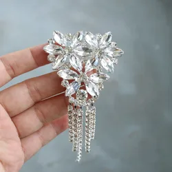 Patch di strass di vetro di lusso di moda per abbigliamento parches di perline fatte a mano fai-da-te appliques pin badge decorazione fiore