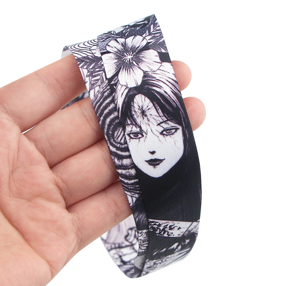LX157 Horror Glamour Girl Anim - огляд і ціна Neck Hanging Phone Holder