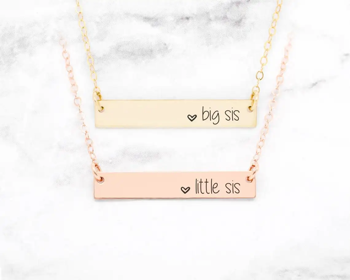 

Custom Sister Necklace Hear Jewelry Gold Plated Chain Personalized Geometry Bar Necklace Pendant Gepersonaliseerde Cadeau