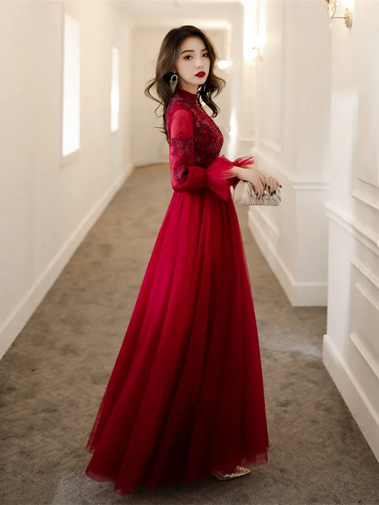 Wine Red Modest Evening Dresses With Long Sleeve Beaded Appliques A-line Floor-length Tulle Long Formal Gowns For Women