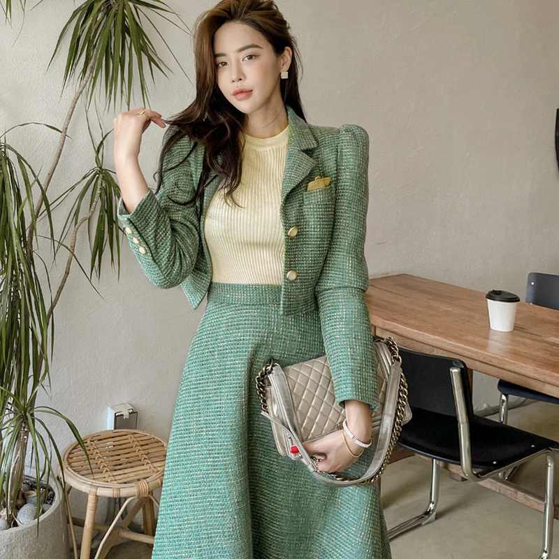 Imagem -03 - Elegante ol Verde Tweed Duas Peças Conjunto Feminino Ruched Puff Manga Curta Blazer Mais lã Cintura Alta A-line Saia Ternos Peça Outfit