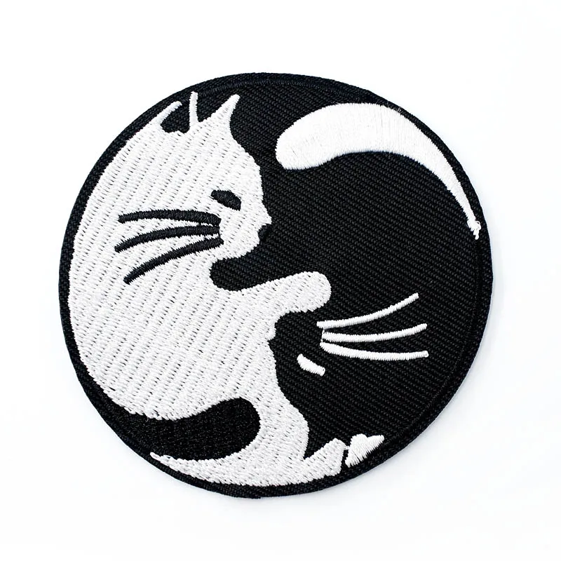 

CAT Size:7.5x7.6cm Cloth Iron On Patch Badge Embroidered Badges Abstract Kids Patches For Clothes Stickers 0062