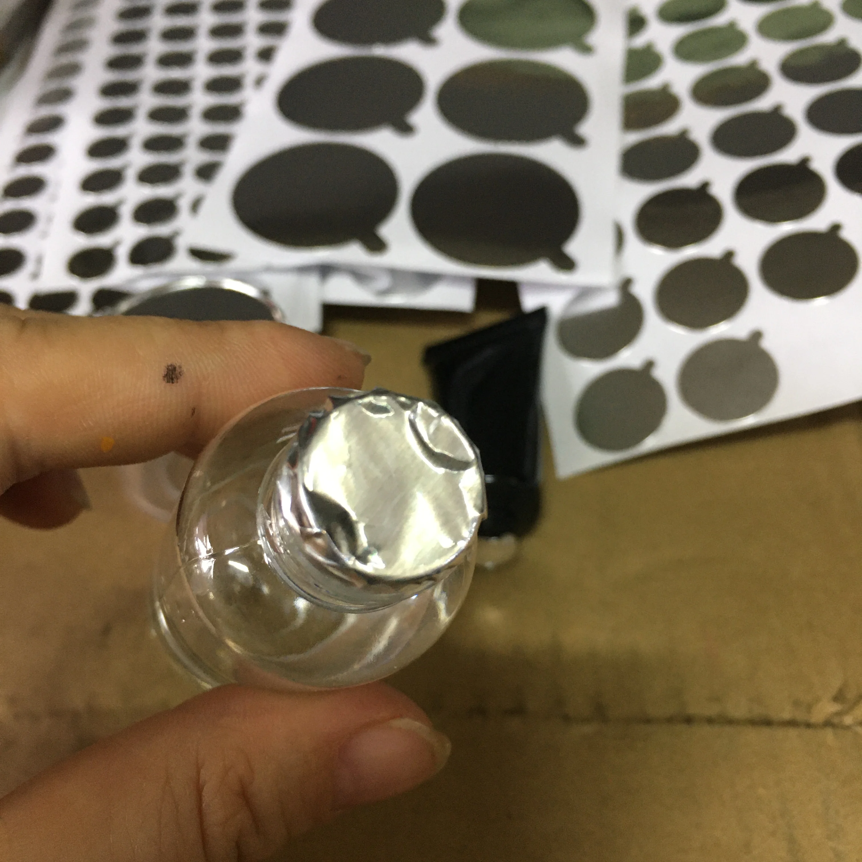 9MM 11MM 13MM 15MM 22MM 32MM 38MM folia uszczelniająca naklejka na miękkie rurki butelki usta uszczelka samoprzylepna korek naklejki