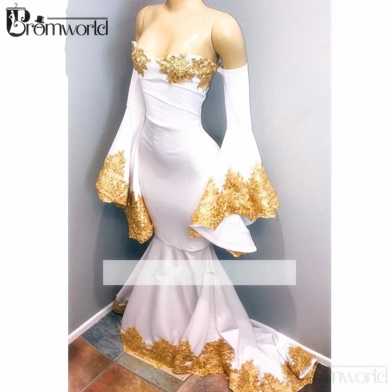 

Elegant White Prom Dresses 2021 Off the Shoulder Gold Appliques Long Sleeves Beaded Mermaid Satin robe de soiree Long Prom Gown