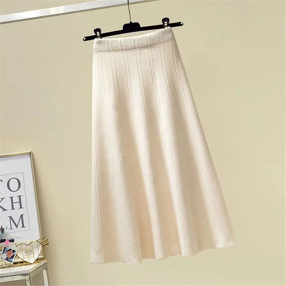 Vintage Brown Knitted Long Skirt 2021 Autumn Winter Women Casual Solid A Line Skirt Korean Female Black High Waist Midi Skirt