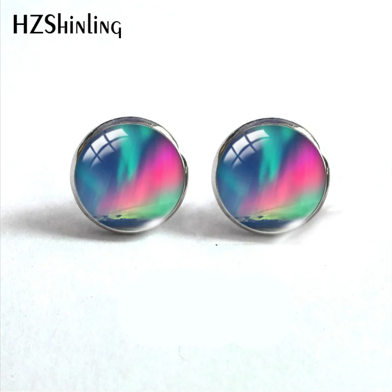 2019 New Fashion Glass Round Stud Earrings Green Northern Lights Pendant Earrings Aurora Hand Craft Jewelry