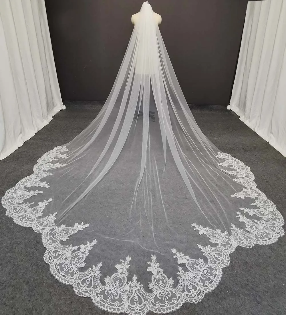 Customized Scalloped Edge Vintage Royal Wedding Veil with Comb One Layer 3m/4m/5m Long Special Cut Bridal Veil Velo